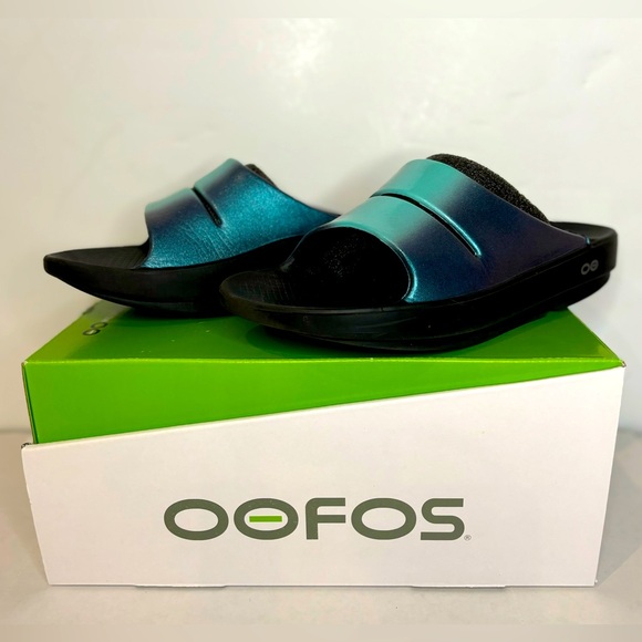 OOFOS Shoes - NEW OOFOS OOAHH Luxe Slip-On - Atlantis - Women’s size 8M